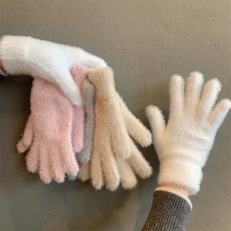 Gants "Lady Winter" – Finition Fourrure & Intérieur Chaud.